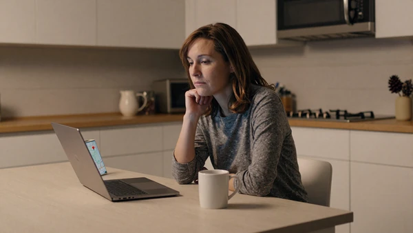 Long-Distance Relationships With Truckers - DatingLawn blog article
